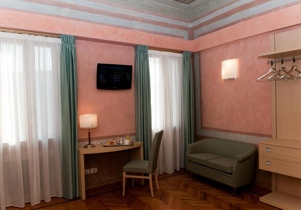 Hotel Villa Maternini Vazzola Habitación foto